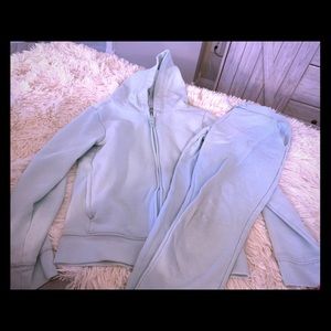 Girls jumping jean sweats size 6